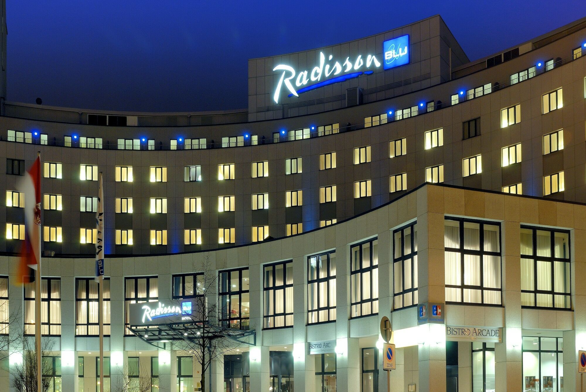 Radisson Blu Hotel Котбус Экстерьер фото